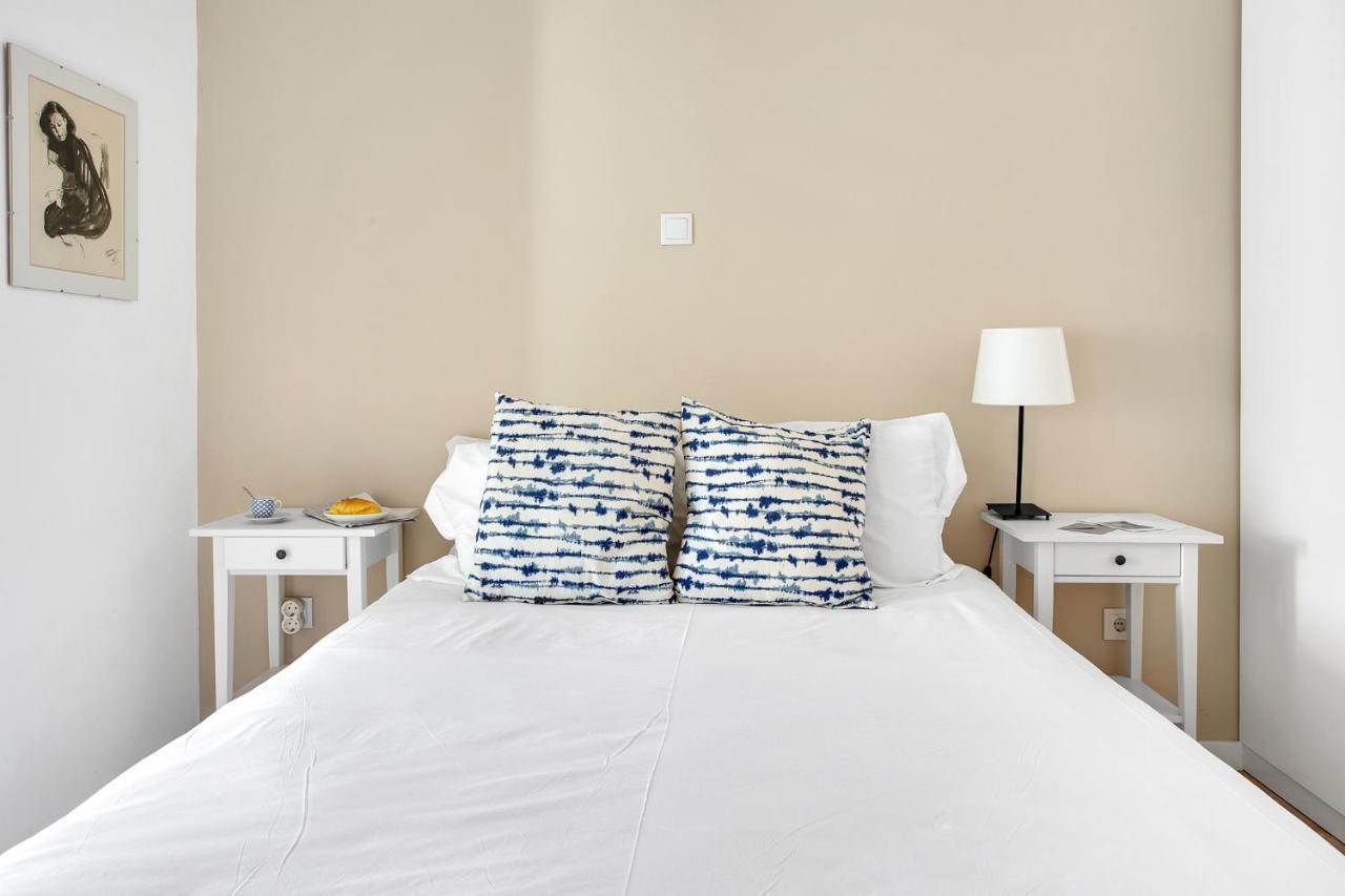 Modern 2 Bedroom Apartment In Estrela With Outside Terrace! Amazing For Families, Couples, Friends 리스본 외부 사진