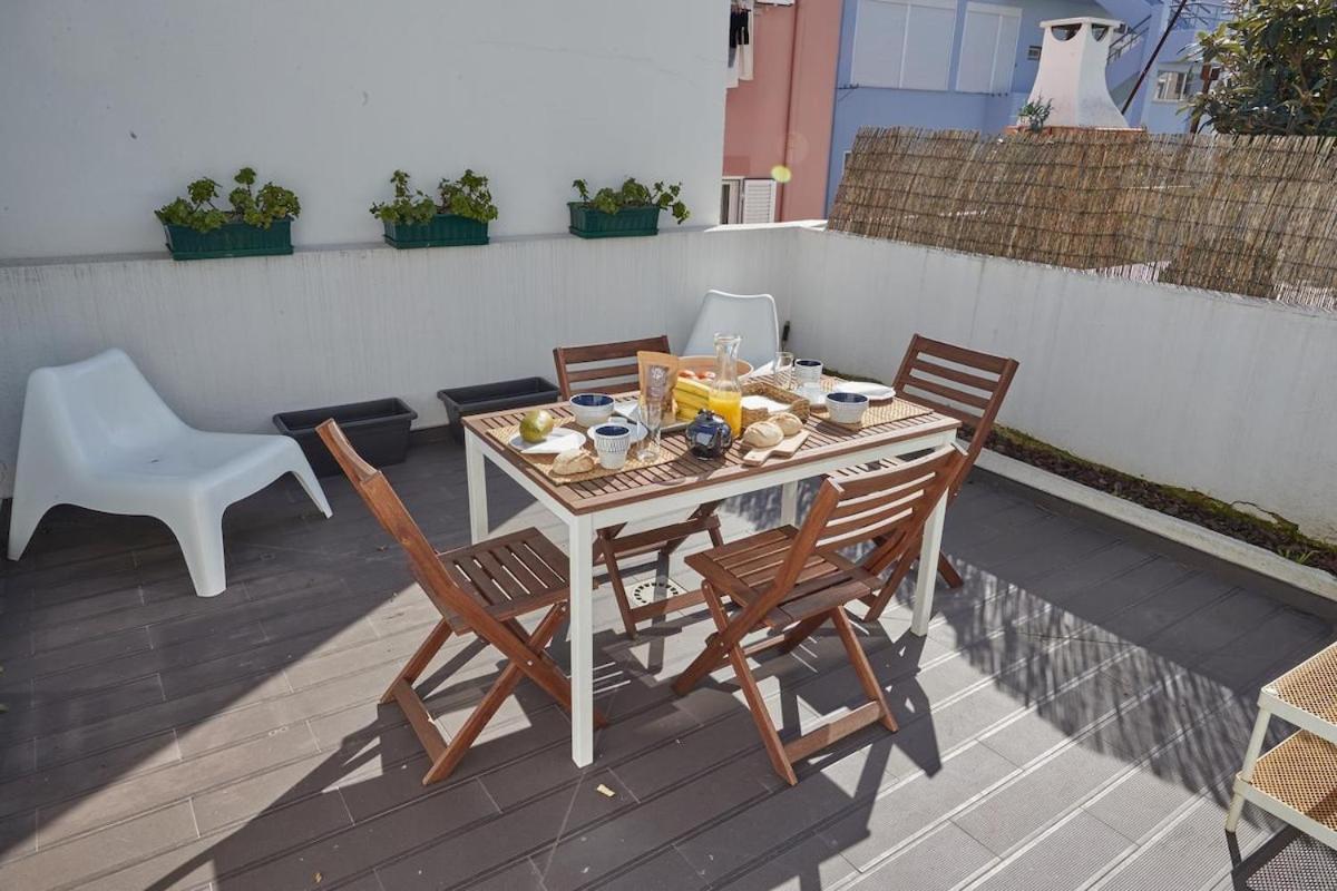 Modern 2 Bedroom Apartment In Estrela With Outside Terrace! Amazing For Families, Couples, Friends 리스본 외부 사진